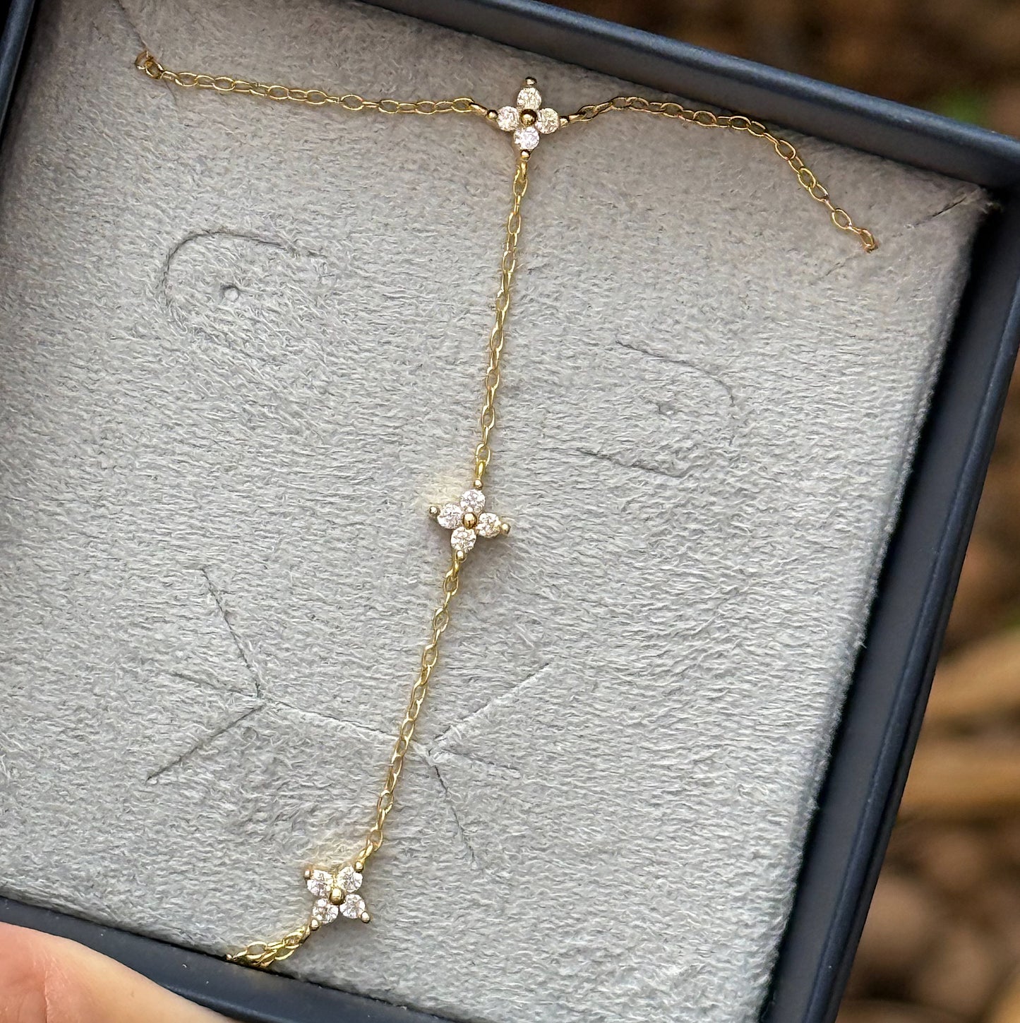 Pulseira de Mão Zahra