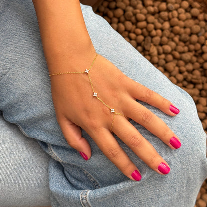 Pulseira de Mão Zahra