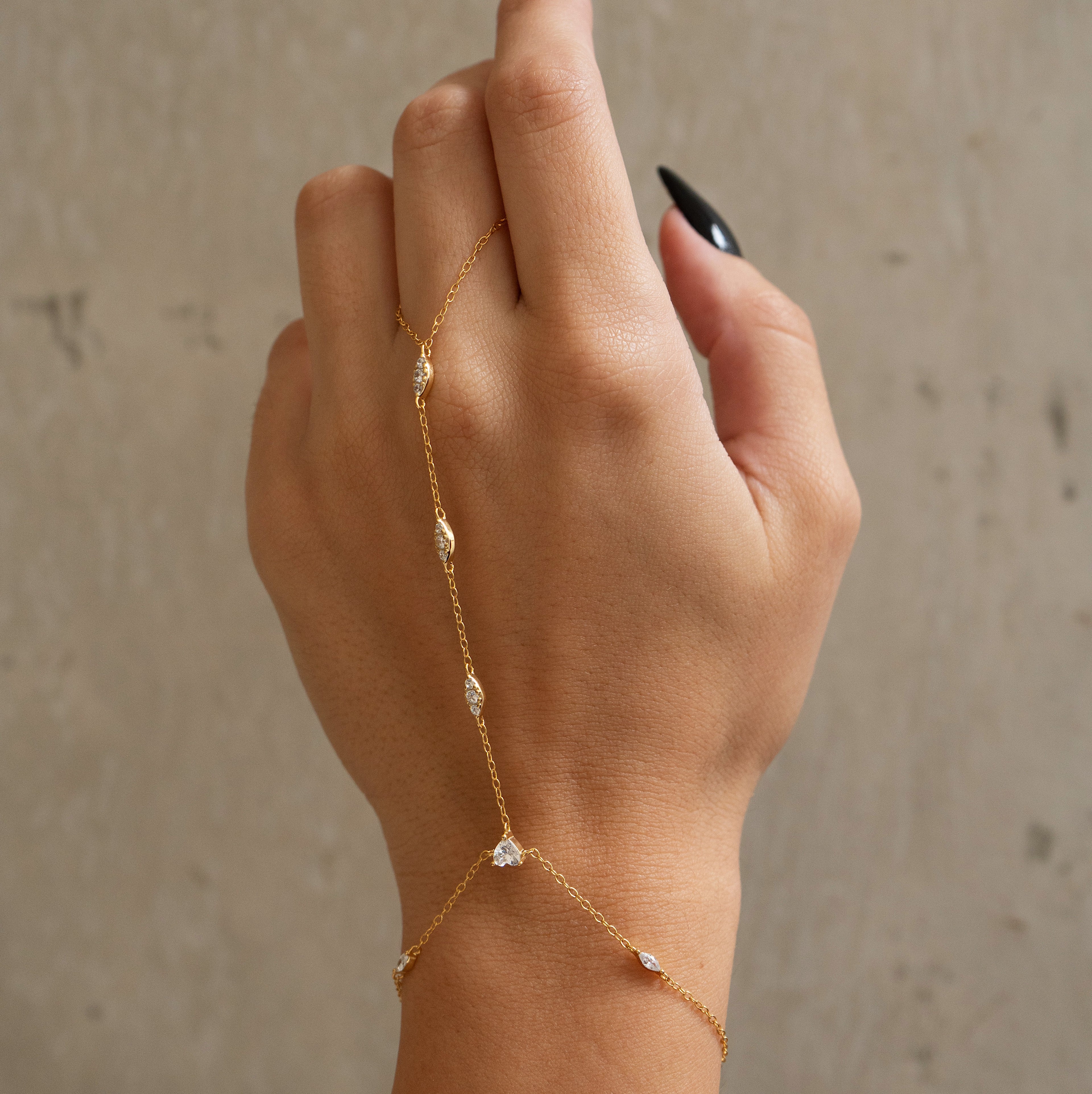Handchain Afrodite