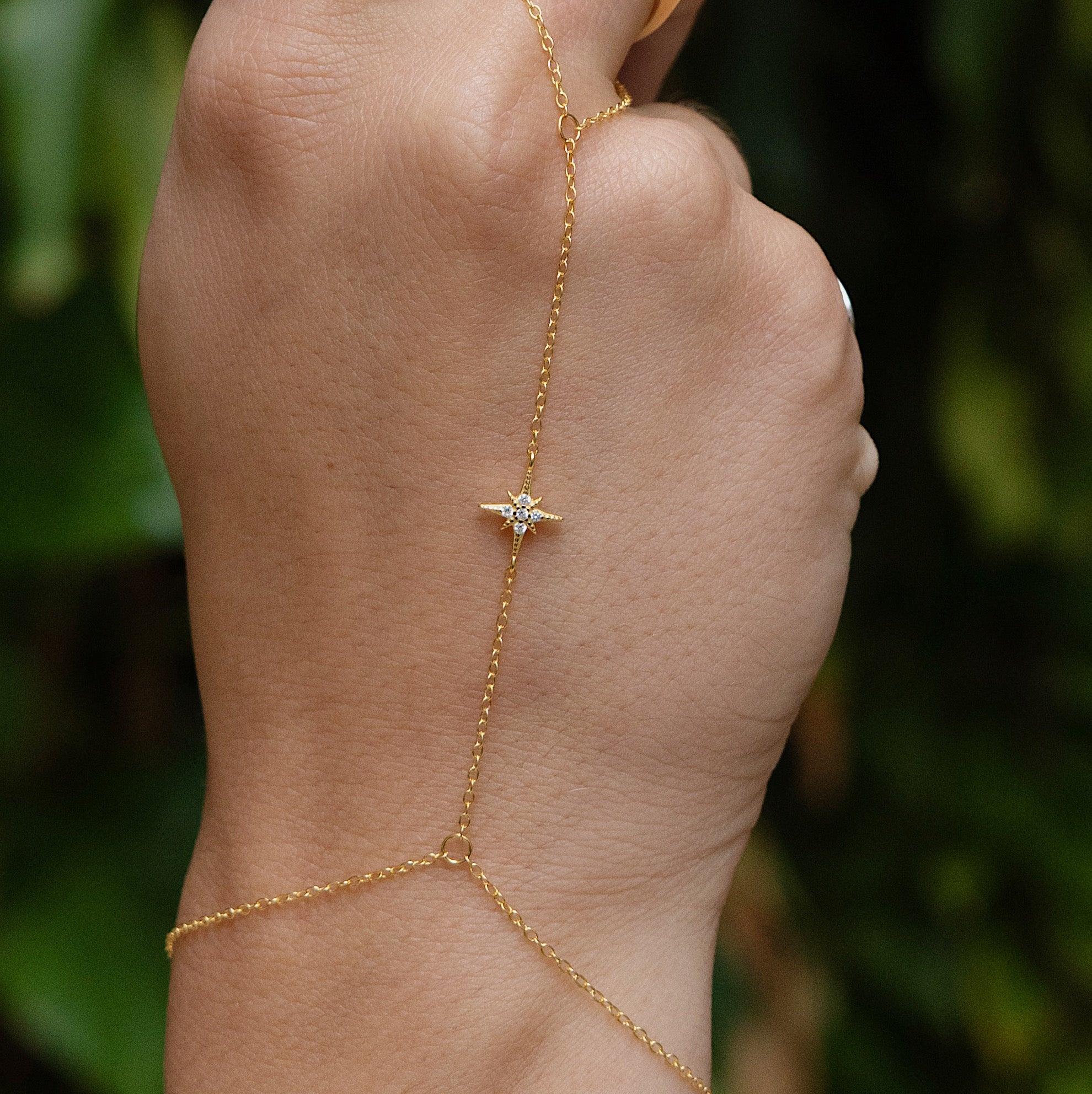 Handchain Aurora